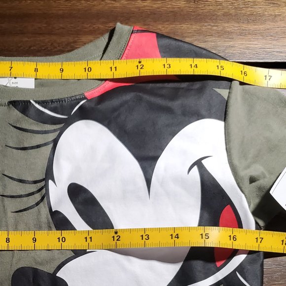 Disney Mickey Mouse T-shirt Olive Green Size XS - Picture 7 of 8